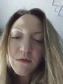 KattyLuuu's Live XXX Chat