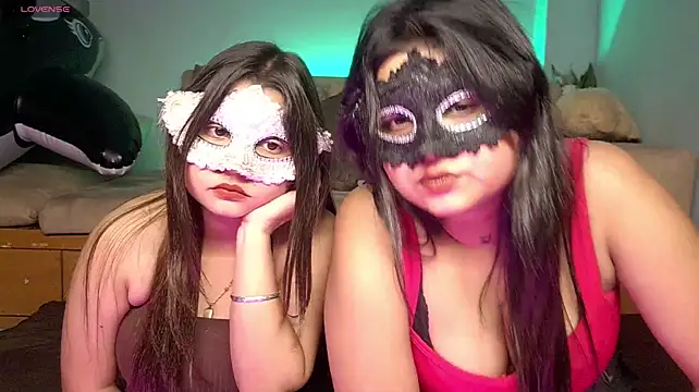 Two_Baddies Live XXX-chat