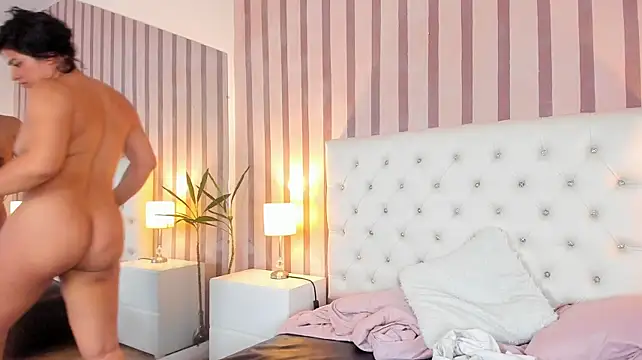 Živý XXX chat Mia-Stones
