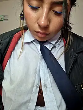 Angela__05のライブXXXチャット
