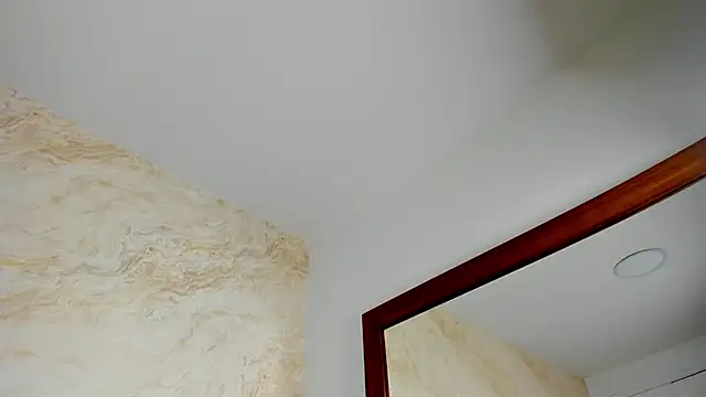 suzan_jane Adlı Modelin Canlı XXX Sohbeti