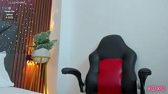 linda_rios_'s Live XXX Chat