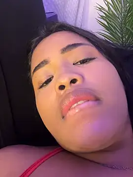 Chat +18 de EbonyStars ao vivo
