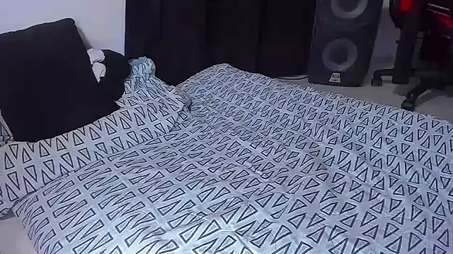 Baky_sexy লাইভ XXX চ্যাট
