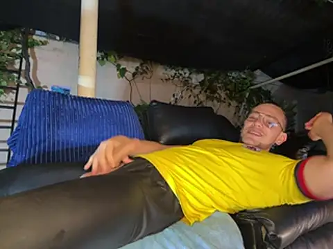 HotLovers_ live XXX chat