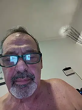 Dadotado70 Adlı Modelin Canlı XXX Sohbeti
