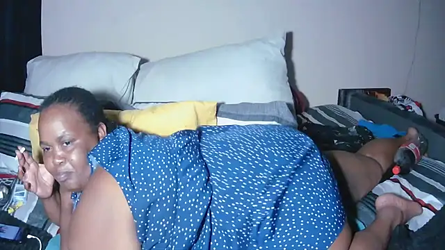 Živý XXX chat BigBellySlutty