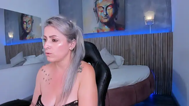 emma_fox84 Live XXX-chat