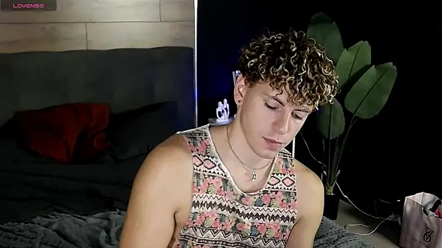 ConnorBlake Live XXX-Chat