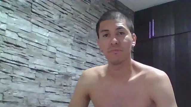 แชท XXX สดของ Sexylatin64