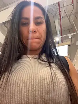 Chat +18 de ReggieG ao vivo