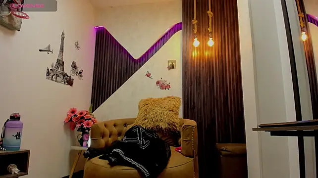دردشة Mia_Dreaam الجنسية المباشرة