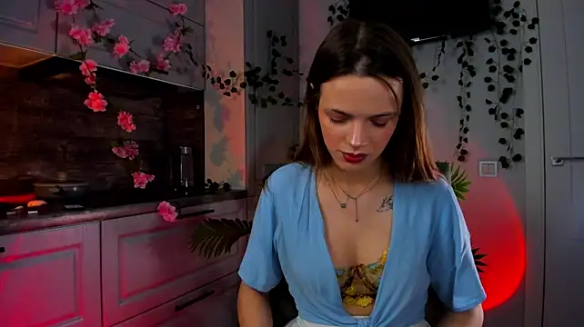 Chat XXX en directo de Alice_Liddelll