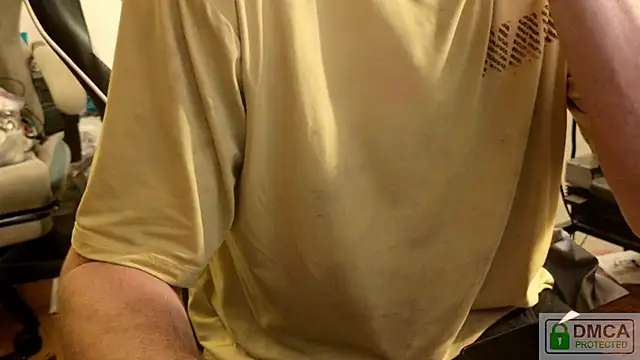BrokenWithoutCare Live XXX-chat