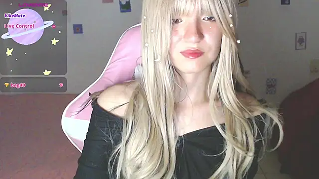 SkylerZone Adlı Modelin Canlı XXX Sohbeti