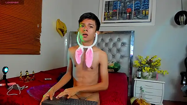 fem_danny7 – webcam-show