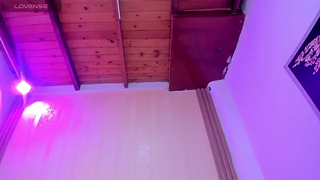 sharonscoth XXX чат на живо