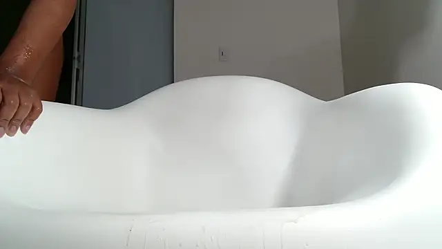 Ari_fist Chat XXX in diretta