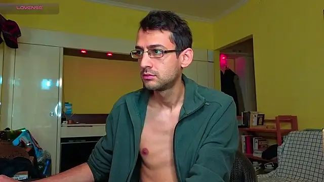 צ'אט XXX בשידור חי של HungEddy