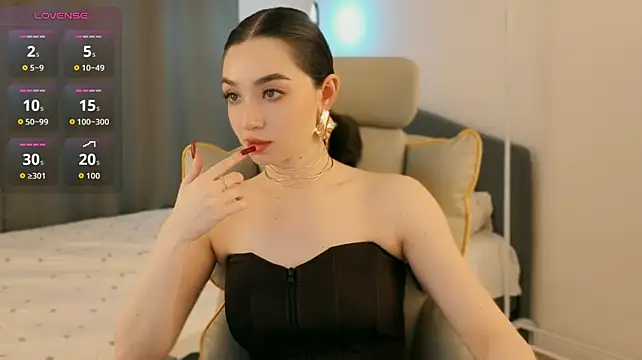 צ'אט XXX בשידור חי של cherrylatte