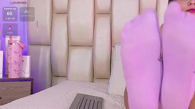 צ'אט XXX בשידור חי של Shasa_8