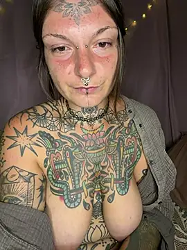 lizzardqueeen's Live XXX Chat