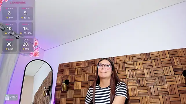 Živý XXX chat madydoll_