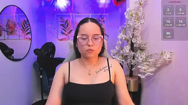 צ'אט XXX בשידור חי של Shady_bug