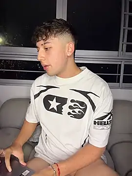 OLIVER_K Live XXX Chat