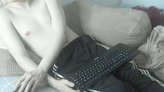 Raven_Dust Live XXX Chat