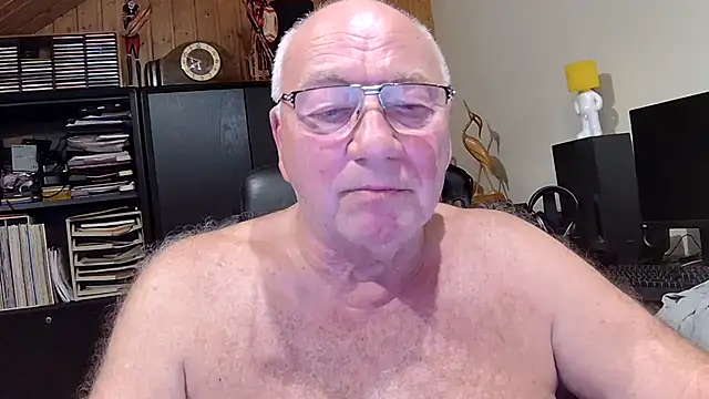 XXX chat uživo modela biggandybig