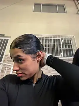 AlannaEvons 现场XXX聊天