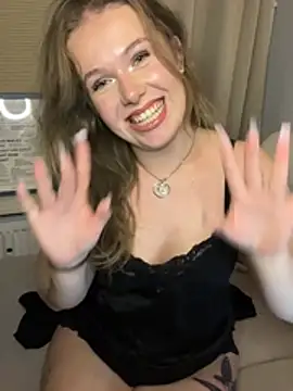 צ'אט XXX בשידור חי של HannahMontana18