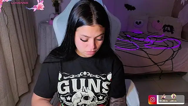 Victoryyy_n Live XXX chat