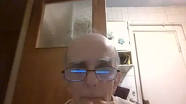 mariusica1@xh Live XXX-chat