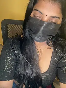 צ'אט XXX בשידור חי של Miss_meera12