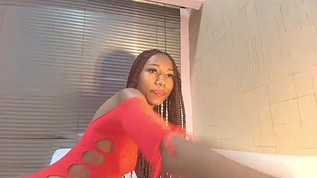 צ'אט XXX בשידור חי של NathalyLeen