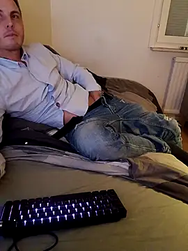 erikdanil Live XXX Chat