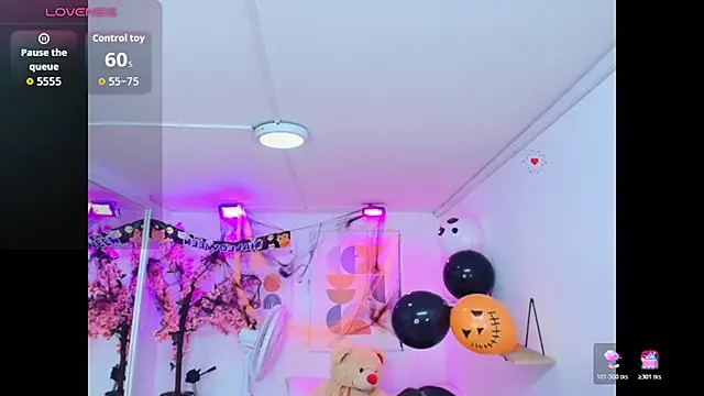 Maggy_t18のライブXXXチャット