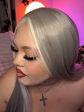 ChloeLockhart's Live XXX Chat