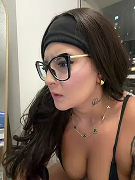 הופעת וובקאם של GabyMejiaa