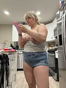 צ'אט XXX בשידור חי של Cutiepiespanks