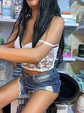 Mia_233_ – Live XXX-chat
