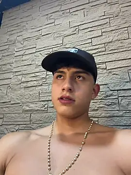 Lander_Cruz 现场XXX聊天