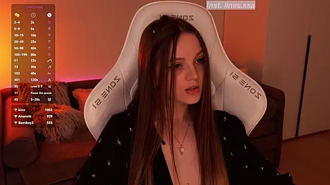 XXX chat uživo modela linessssa