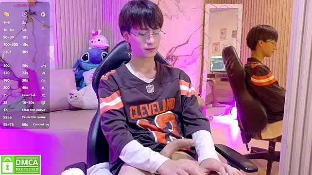 XXX chat uživo modela Davi_Tay