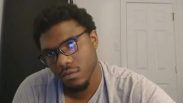Fireladozai's Live XXX Chat