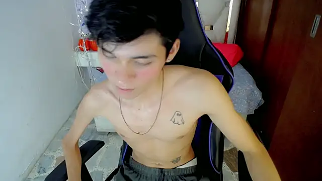 Chatroom XXX en direct de Westboyy_