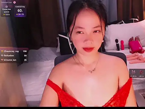 SexyMariaa Adlı Modelin Canlı XXX Sohbeti