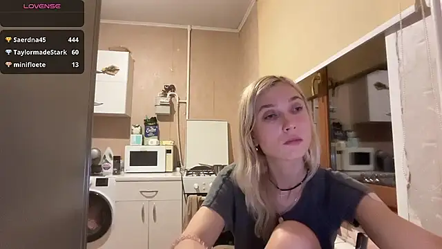 Chat XXX en directo de AngelJeni